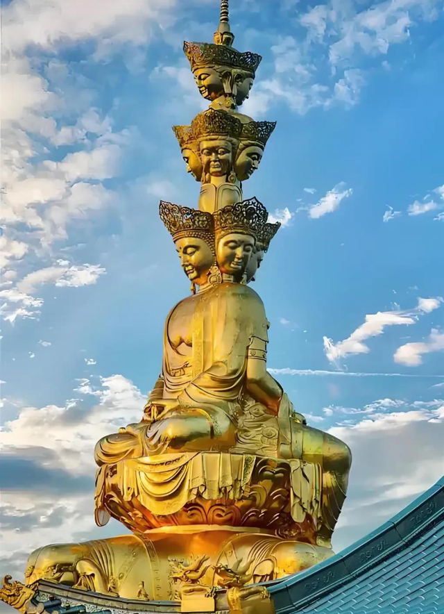 奇了怪了！峨眉山的香火，怎么就烧成了游客的“香火钱”？