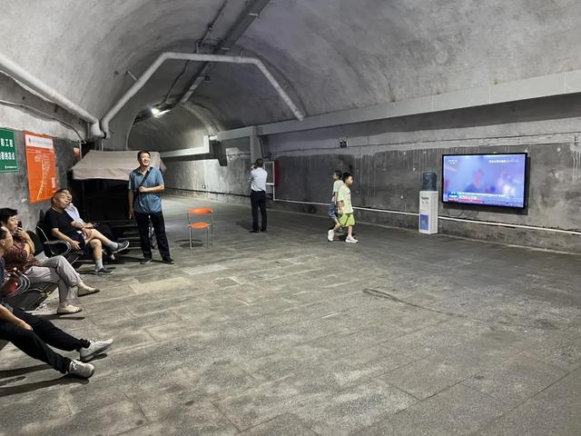 快来!这里有不用空调的“清凉港湾”→