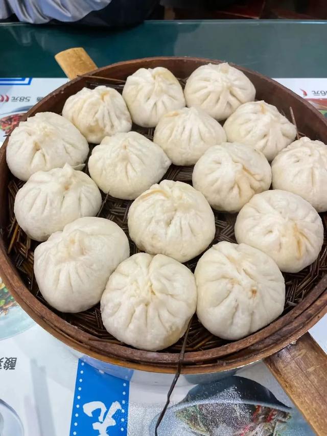 比苏州更江南，小吃堪称一绝，这座低调的北方水城，一到秋天就美翻了