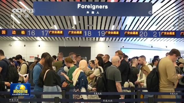 1300万外国人涌入中国，地铁、胡同、餐厅挤满老外，真的是好事吗