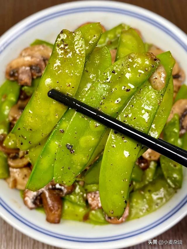 钾是香蕉的17倍，建议中老年，隔天吃一次，腿脚有劲，对肝脏也好