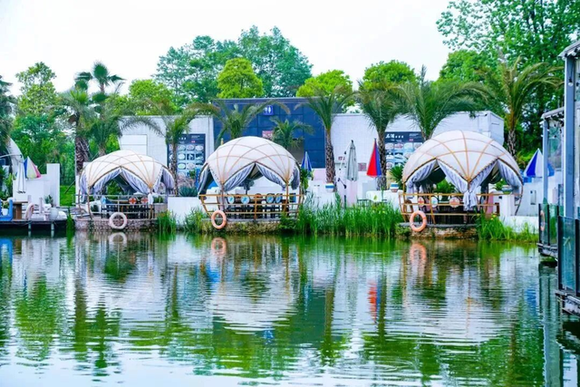 喜讯！两大新晋品牌打卡地，承包你的潮玩与松弛