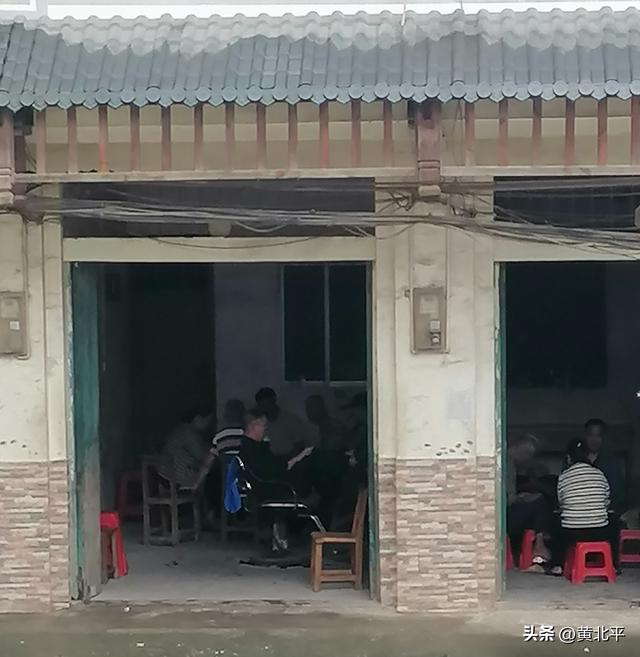 广西南宁市宾阳与青秀、兴宁和横州交界的小镇，流失比常住人口多