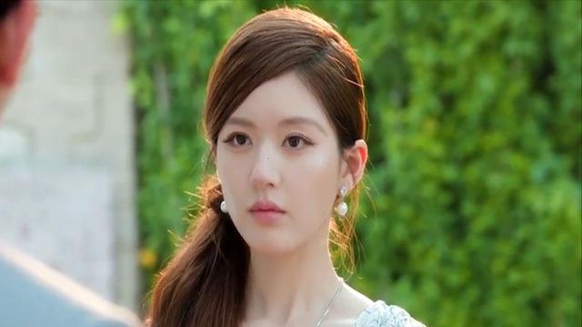 许我耀眼原著：直到许妍于一鸣酒后行房，才懂乔琳生女后投河自尽