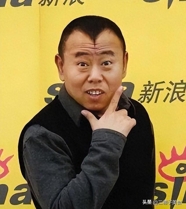 4个老婆，全家移民，享受正师级待遇	，潘长江身上哪个标签是真的