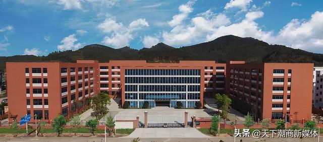 全球最大！潮汕老板，在广州建了一座文旅新地标