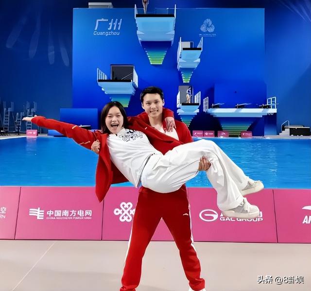 各有目的！全红婵家别墅正式封顶，令人不适的事发生，还不止一件