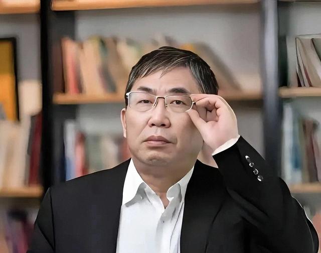 聂卫平送别！长子孔令文举遗像，次子女儿紧跟其后	，众人雪中送行