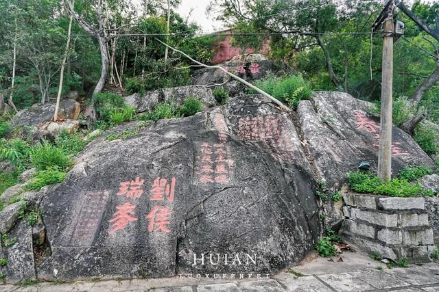 来泉州惠安别只去崇武古城！在这座千年古县登科山逛夜市！