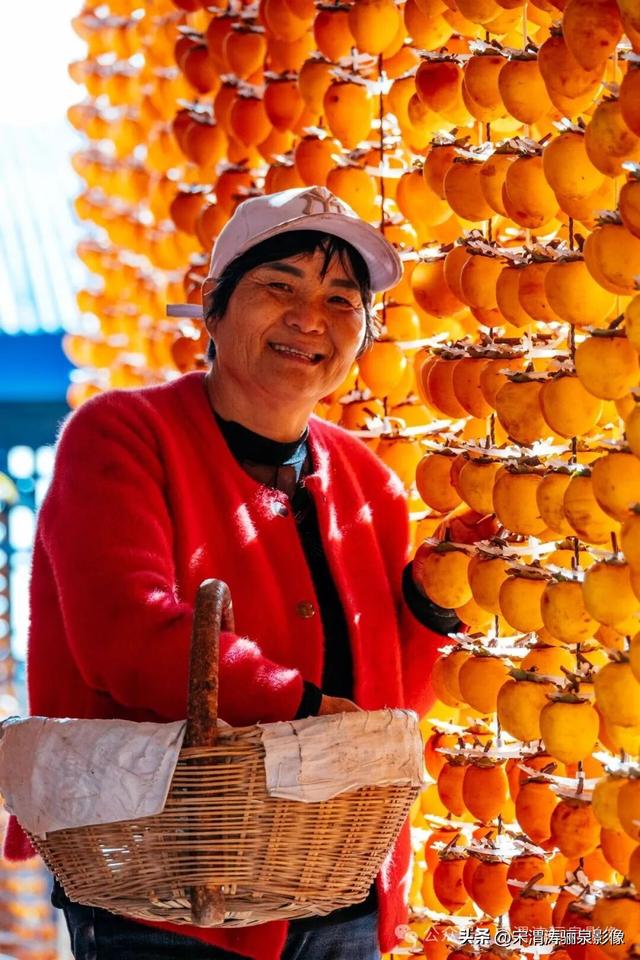 陕西渭南：柿饼甜美软糯可口 富平县曹村镇马坡村未来可期