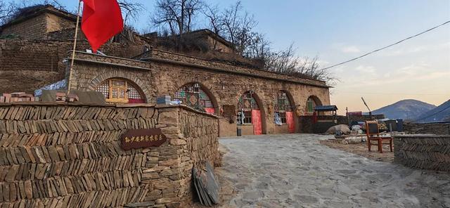 《平凡的世界》石圪节公社双水村，在绥德县满堂川镇郭家沟村