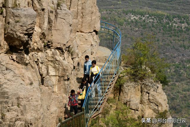 邢台天梯山：秋色美景入画来