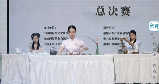 她靠星光大道一炮而红，却因当小三前途尽毁，今39岁活成这样