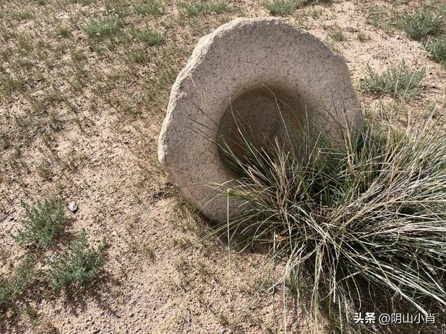 固阳银号镇，达茂旗额尔登敖包苏木、百灵庙镇夹皮沟田野考察笔记
