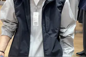 优衣库「户外马甲」机能风炸街！深蓝/湖蓝/军绿三色入，男女通杀图片