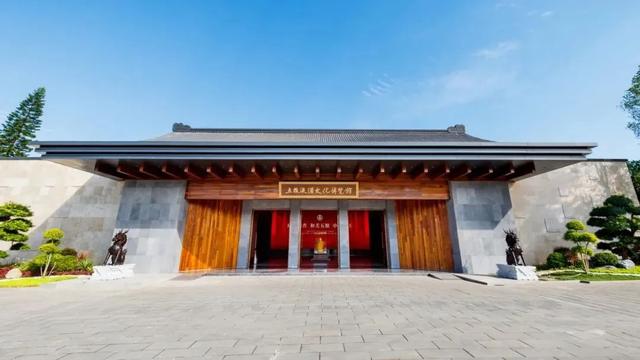 2025宜宾暑期旅游季④ | 沉浸式"醉"游记！九龙坛探秘、安乐泉品韵、酒圣山打卡！
