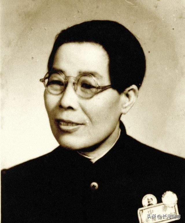 1968年	，当举手表决开除刘少奇党籍时，她是唯一没有举手的人