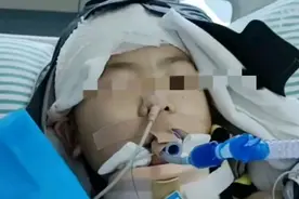 悲剧 青海10岁男孩因楼梯护栏断裂 在校意外坠楼 进ICU 面临终身残障图片