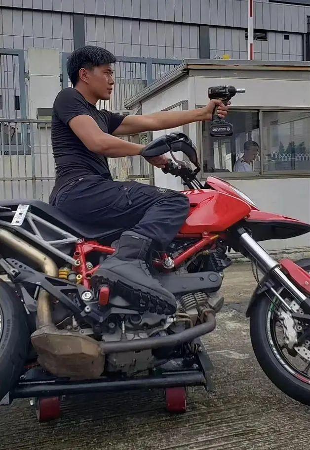 田径运动员虞锦去世，年仅18岁