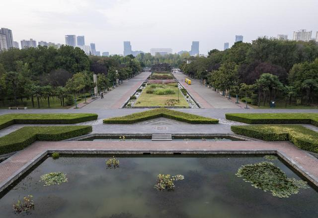 我是北京人，去趟洛阳后，实在忍不住想说说：洛阳市的10个印象点