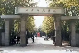 八十年代武汉的学校老照片，一代人的青春记忆图片