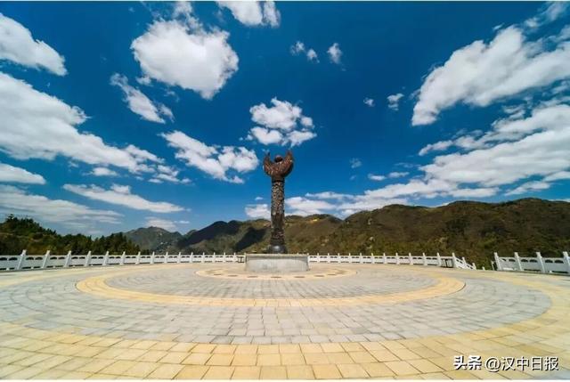 秋色浓度超标！汉中这座小城值得奔赴！