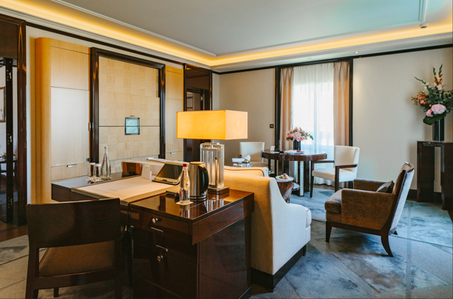 超越五星的极致奢华，我住到了