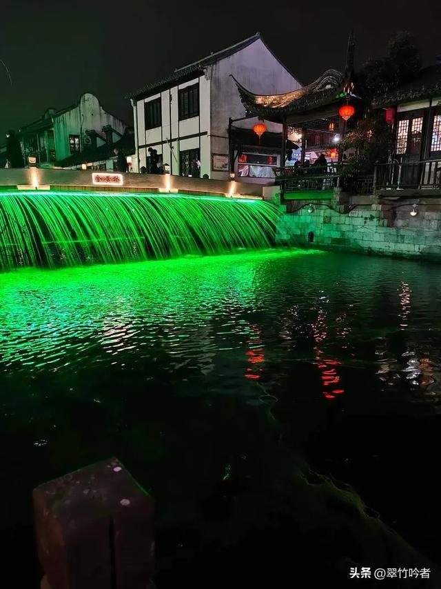 免费游!上海这6大古镇地铁直达,江南风韵不输苏杭。