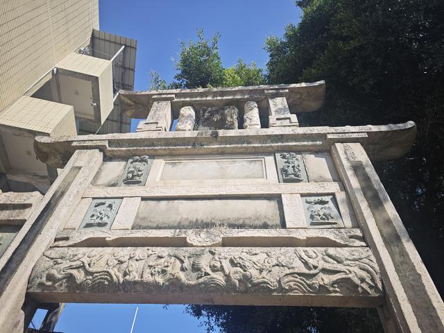 同安石浔庄氏孝节坊