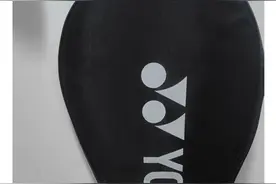 闲鱼买羽毛球拍竟然整成了“爱情故事”图片