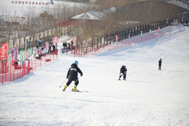 只要9.9元🤩长春周边这处冰雪王国，明日开园！