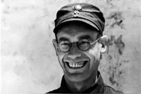 为何李德指挥红军那么差，却无人敢反对他，撤了他的军事指挥权图片