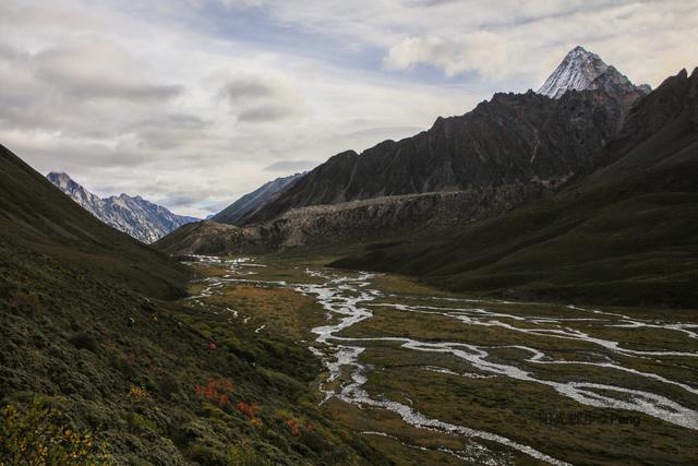 贡嘎大环线：在雪山的凝视下，与艰辛同行之日乌且（原创）