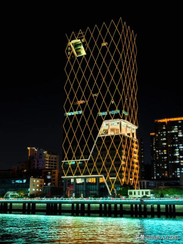 厦门鹭江夜游游玩攻略，邂逅璀璨海滨夜色，经典3天2晚行程推荐