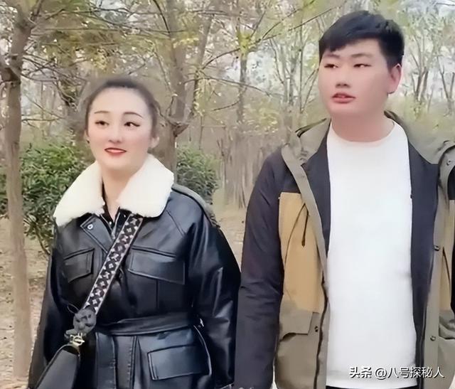 朱小伟做梦也没有想到	，离婚四年后，前妻陈亚男还是不愿放过自己