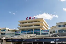 G2978大理至深圳北，云南境内停5站，全程用时11小时，二等座811图片