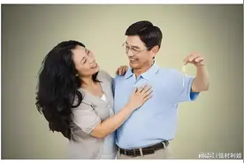 两性交往 女性最喜爱的十句“甜言蜜语”，特别是中年女性更为钟情图片