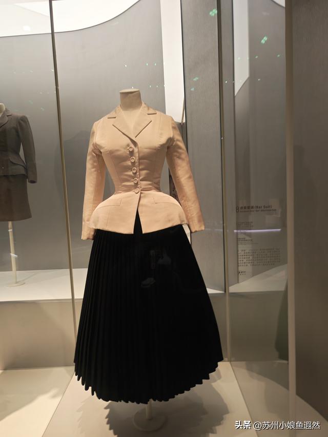 冬日限定浪漫！上博打卡百年旗袍，邂逅张信哲私藏的东方摩登