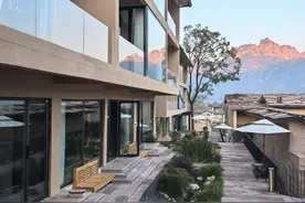 民宿经济唤醒太行“空心村”图片