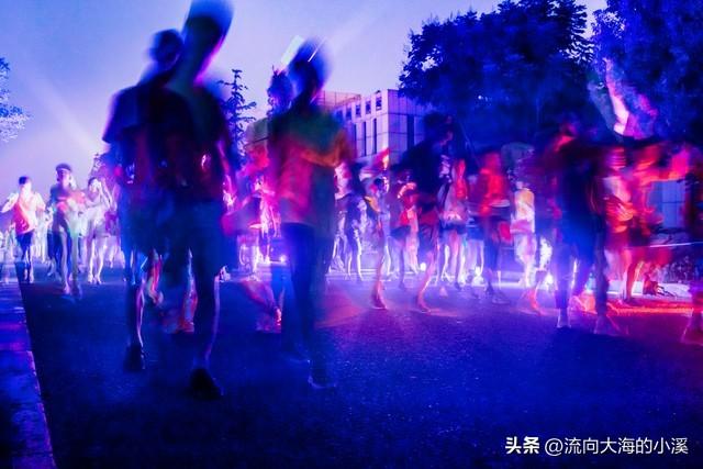 暴走团是否是现代僵尸团?