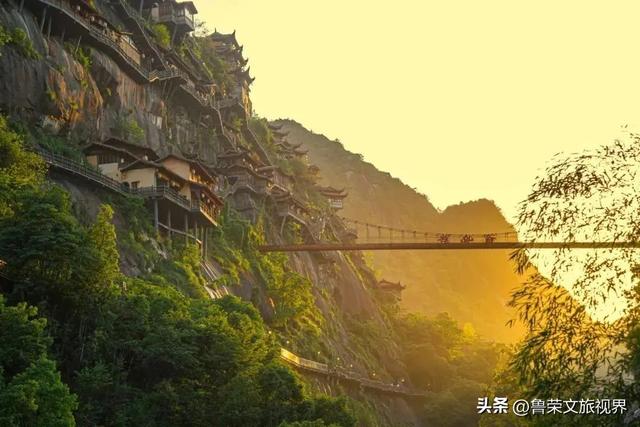 江西低估的仙山，比黄山更秀，比武夷更奇，真后悔没有早点知道！