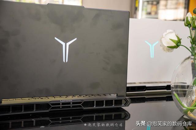 5070还是60？拯救者R9000P 8945HX+5070深度体验 白色性能再加50%