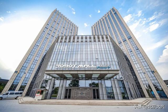 拍摄工业风大片、带娃边玩边学、感受科技魅力……假期就来这些地方！