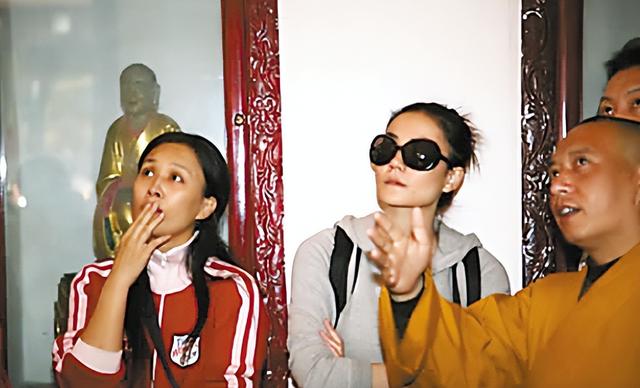 拔出萝卜带出泥！释永信被带走之后，常年信佛的王菲也被牵扯进来
