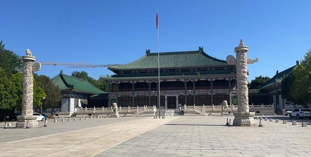 屹立600年不倒！这4根重达20吨的天安门华表，有何特殊含义？