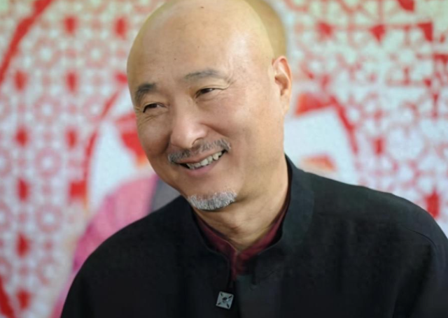 陈佩斯眼含泪花谈祖孙三代看《戏台》