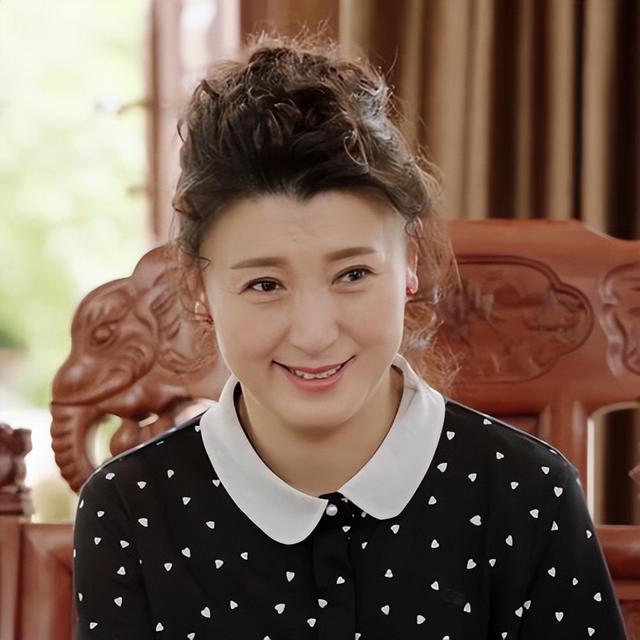 好言难劝该死鬼！死不悔改	，拒不道歉的闫学晶，这次惹众怒了！