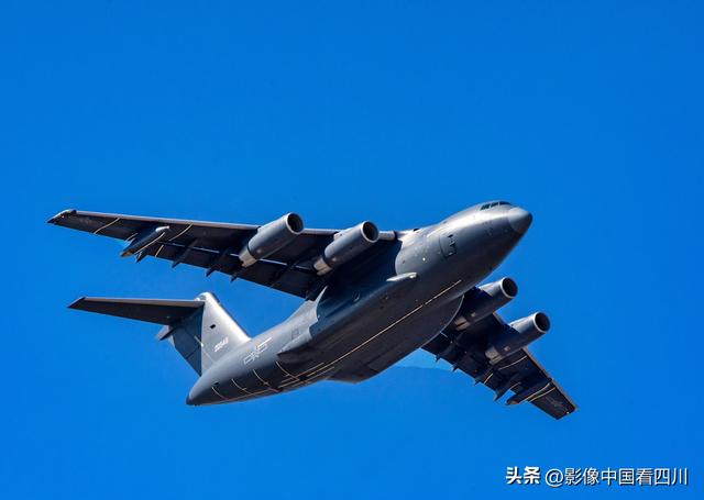 吉林长春：长春航空展上的大国重器
