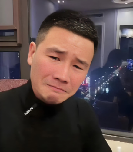 时隔二十多年，嘎子和英子再重逢，两人的差距早就天差地别
