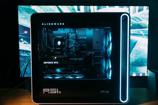 Alienware外星人Area-51台式机评测：游戏天花板体验是什么样？
